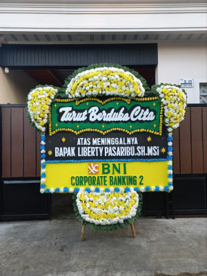 Papan Bunga Duka di Gembor