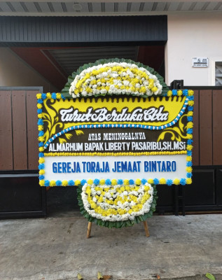 Papan Bunga Duka di Gembor