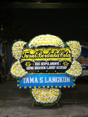 Papan Bunga Duka di Gembor