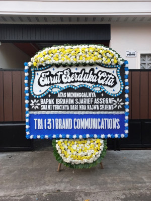 Papan Bunga Duka di Gembor
